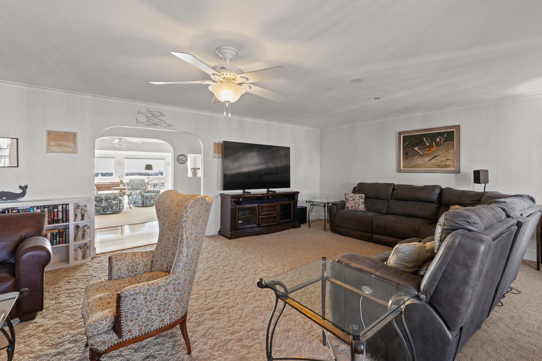 337 Commercial Street Provincetown MA 02657