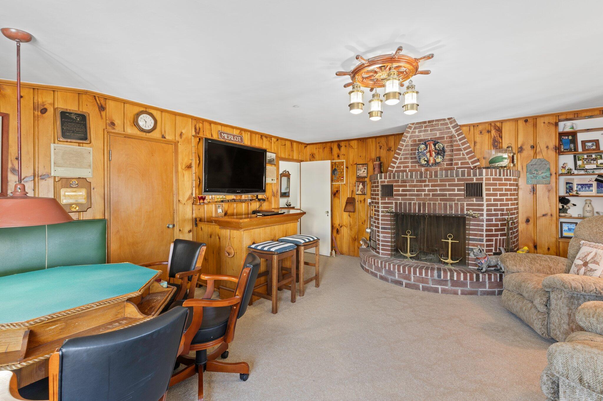 337 Commercial Street Provincetown MA 02657