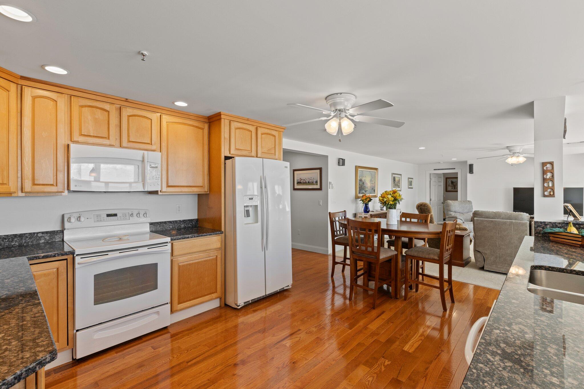 337 Commercial Street Provincetown MA 02657