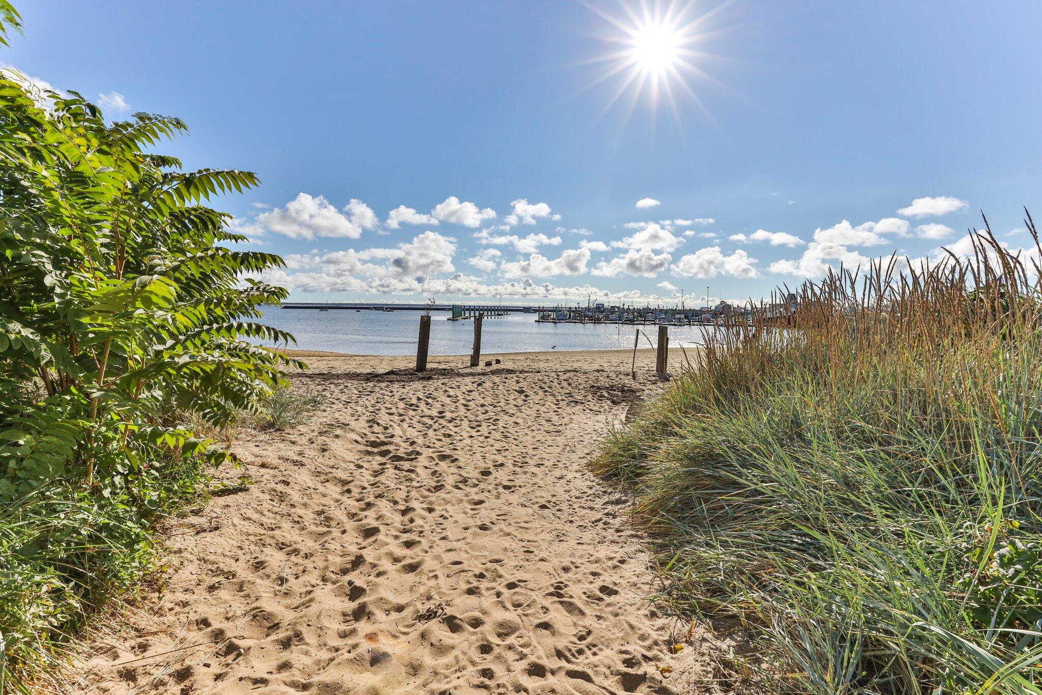 337 Commercial Street Provincetown MA 02657