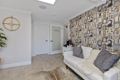 712 Main Street Barnstable MA 02601