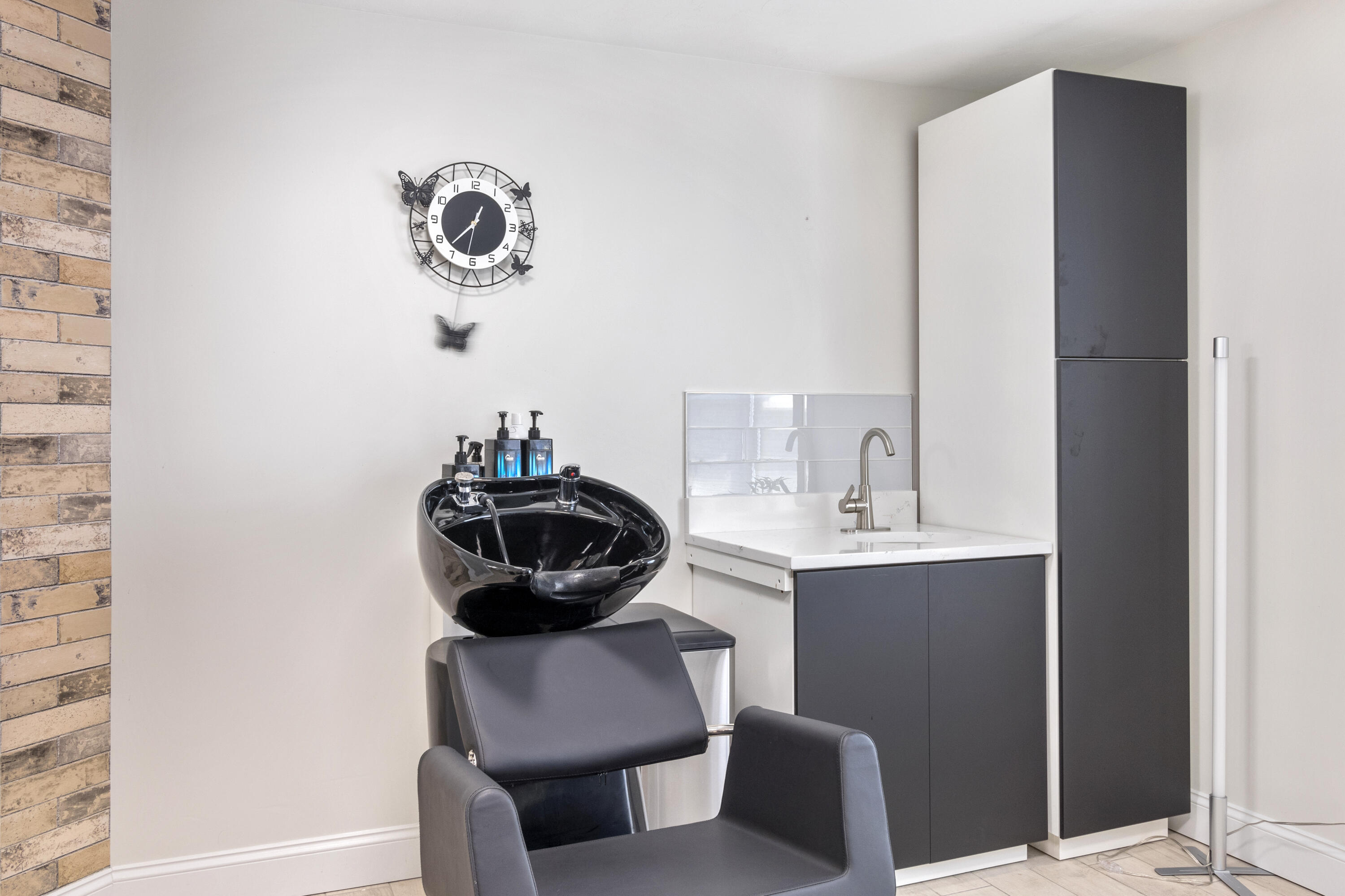 712 Main Street Barnstable MA 02601