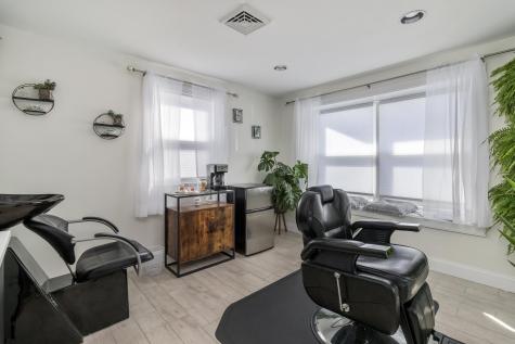 712 Main Street Barnstable MA 02601