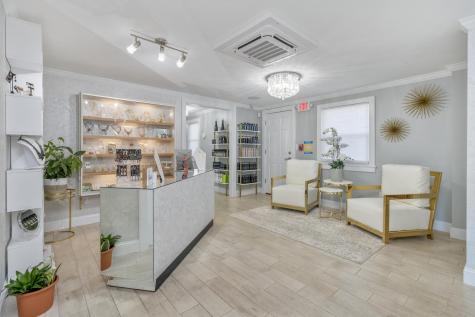 712 Main Street Barnstable MA 02601