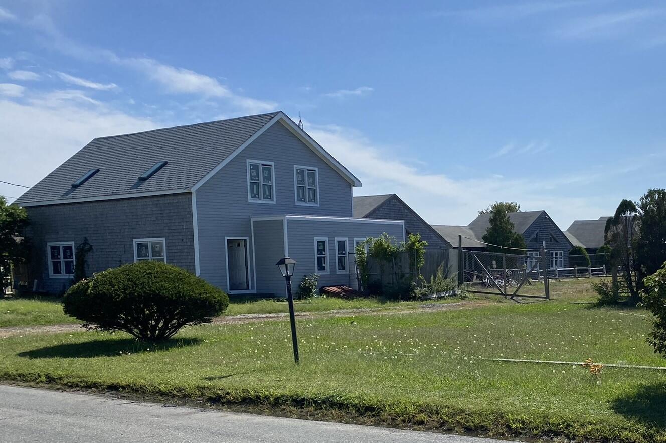 706 Shore Road Truro MA 02666