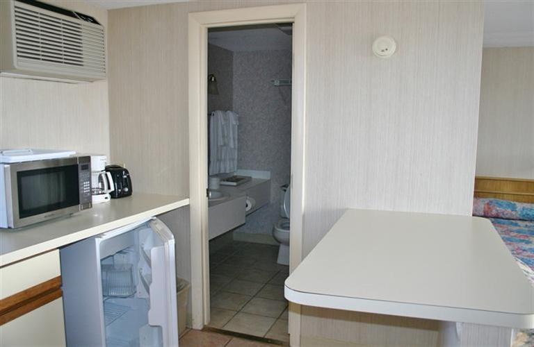 706 Shore Road Truro MA 02666