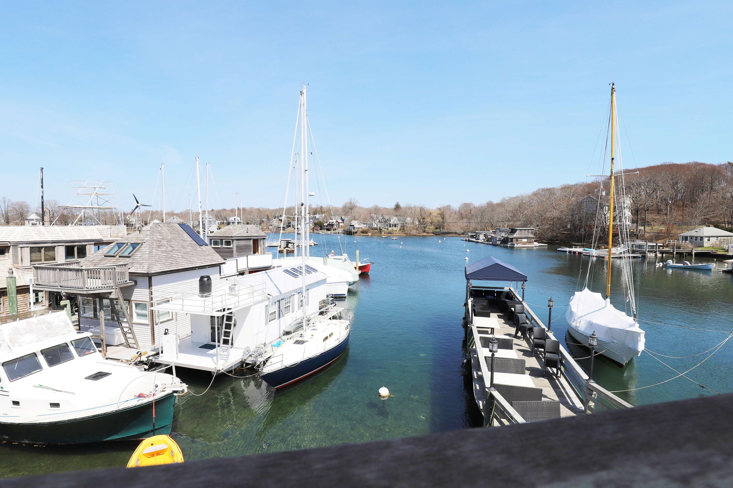 87 Water Street Falmouth MA 02543