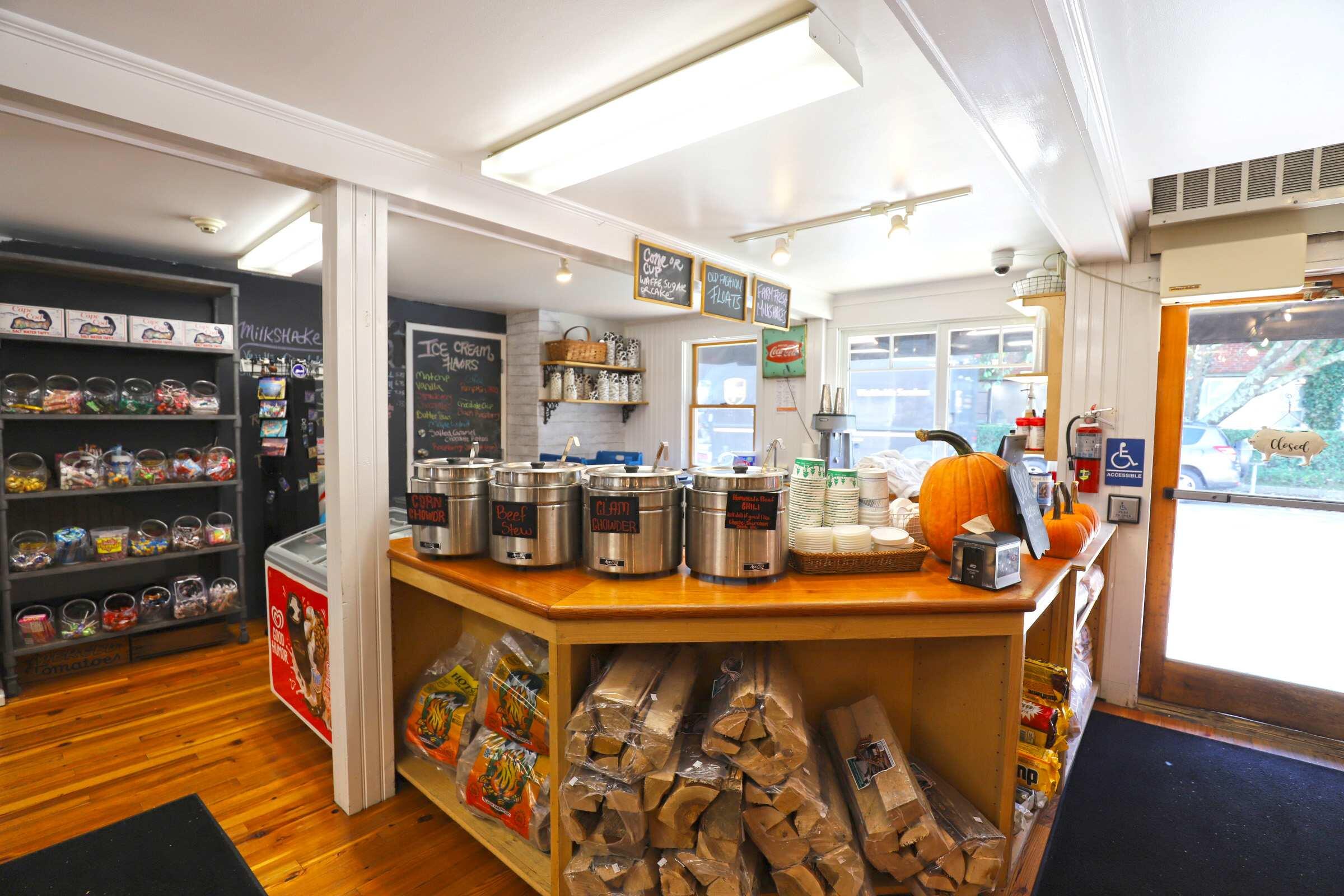 87 Water Street Falmouth MA 02543