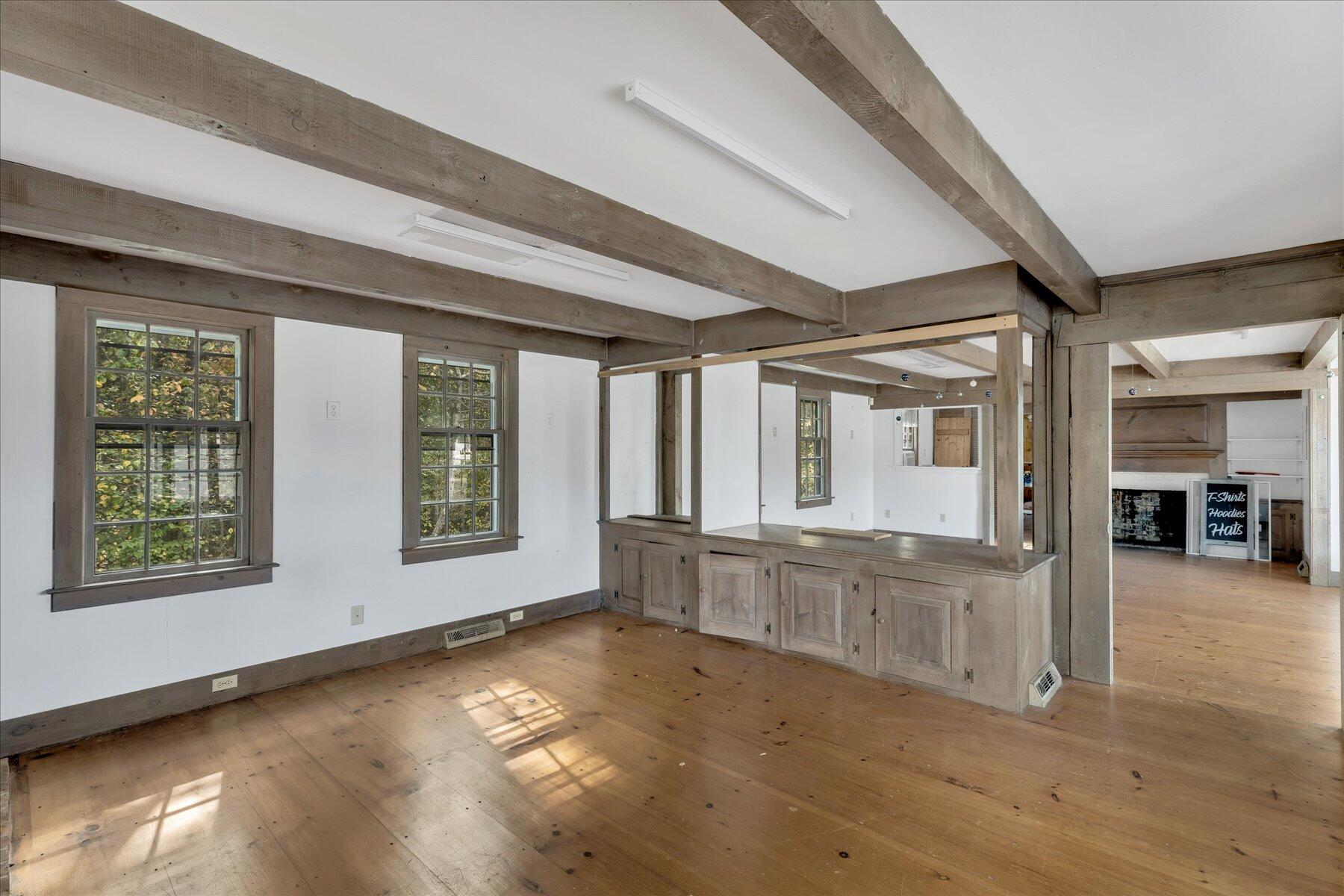 255 Lower County Road MA 02639