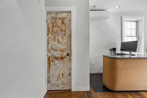 182 Commercial Street Provincetown MA 02657