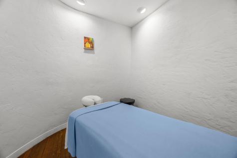 182 Commercial Street Provincetown MA 02657