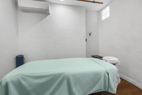 182 Commercial Street Provincetown MA 02657