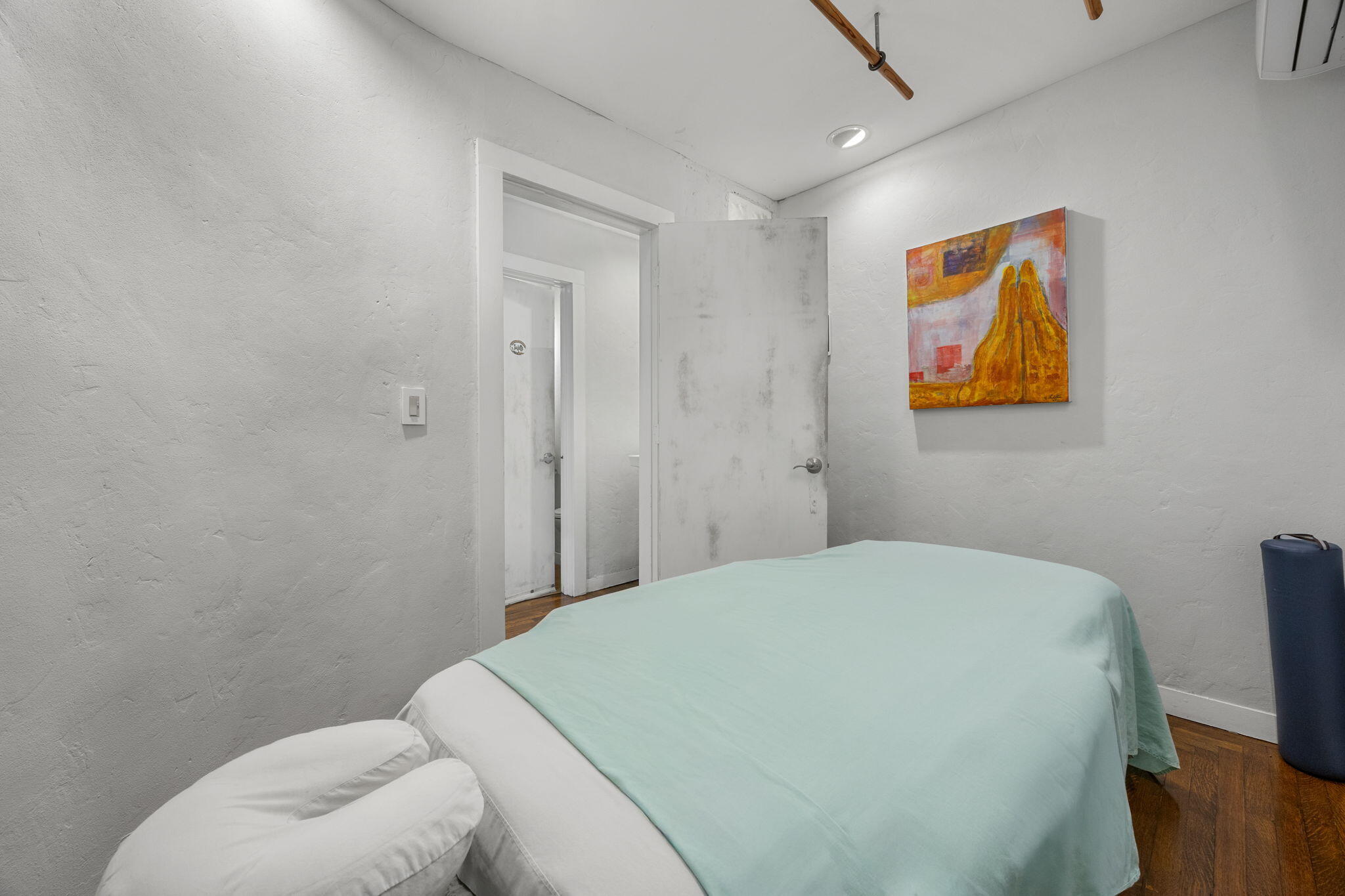 182 Commercial Street MA 02657
