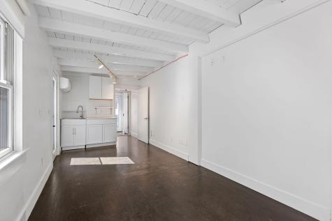 53 Bradford Street Provincetown MA 02657