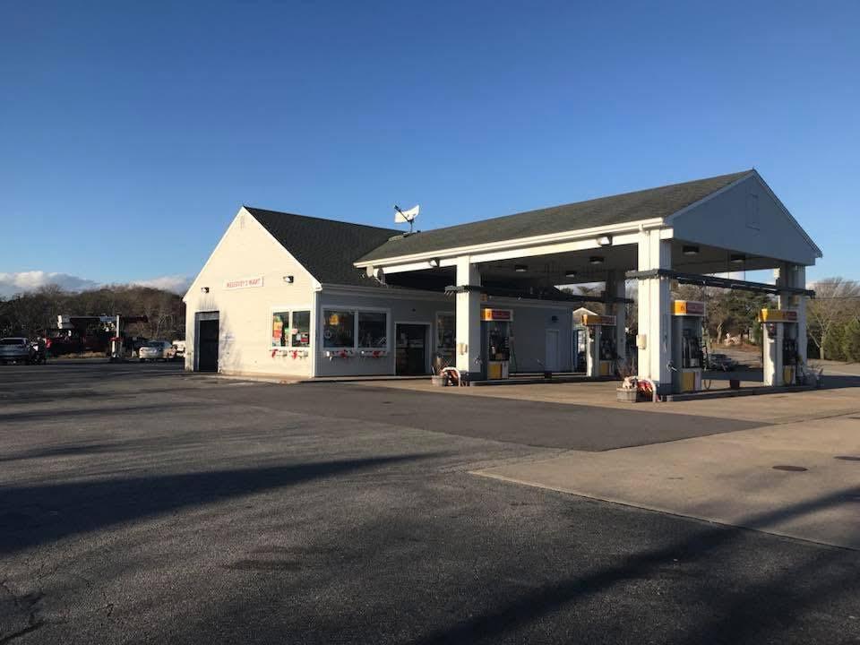 1698 Main Street Chatham MA 02633