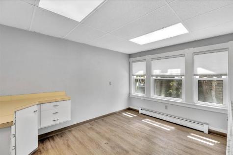 17 School Street Barnstable MA 02601