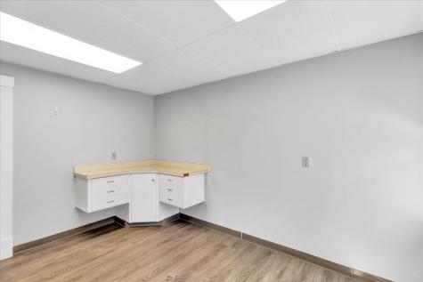 17 School Street Barnstable MA 02601