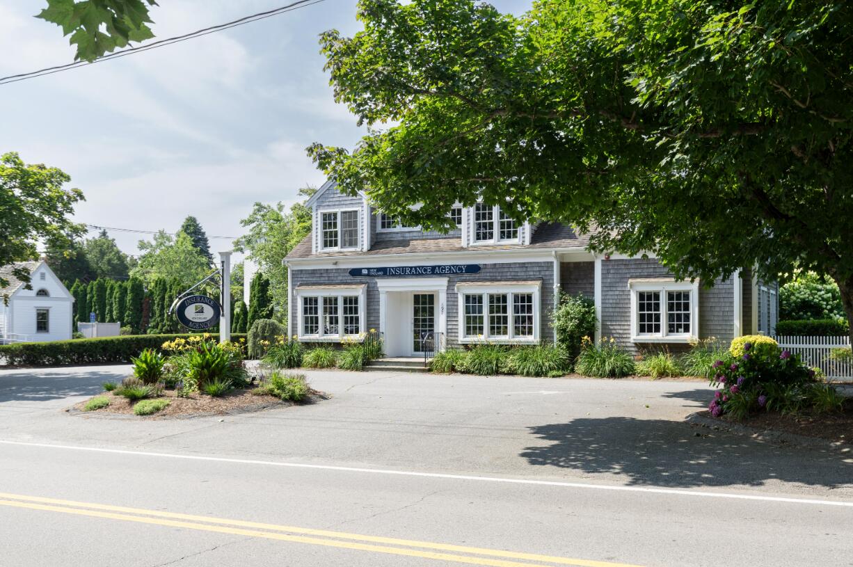 697 Main Street Chatham MA 02633