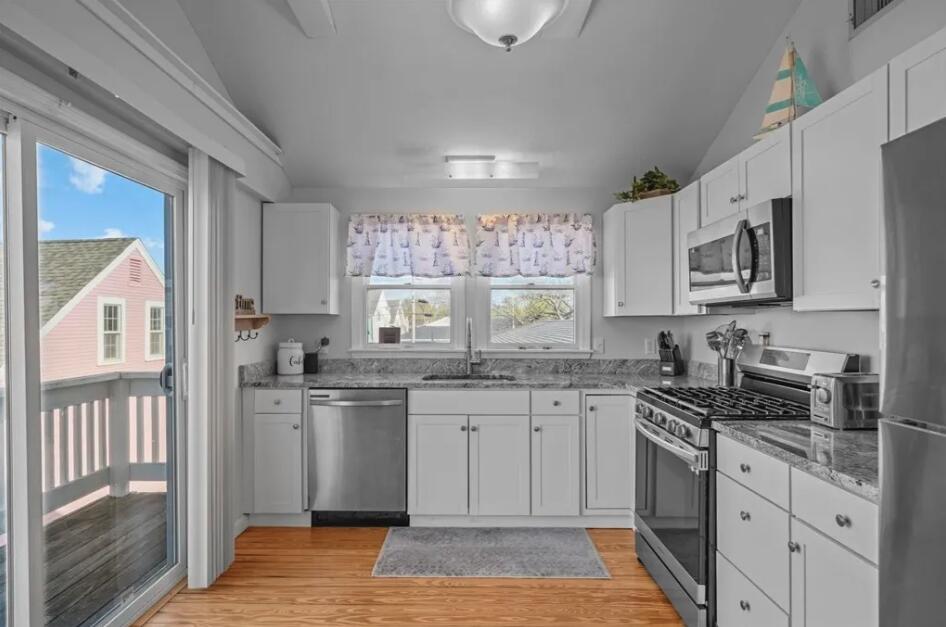 574 Main Street Hyannis MA 02601