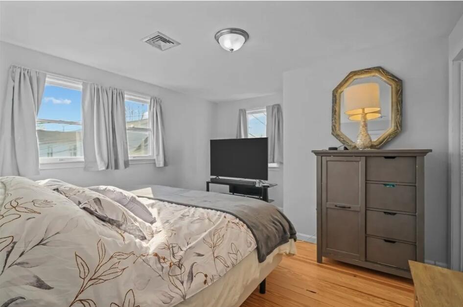 574 Main Street Hyannis MA 02601