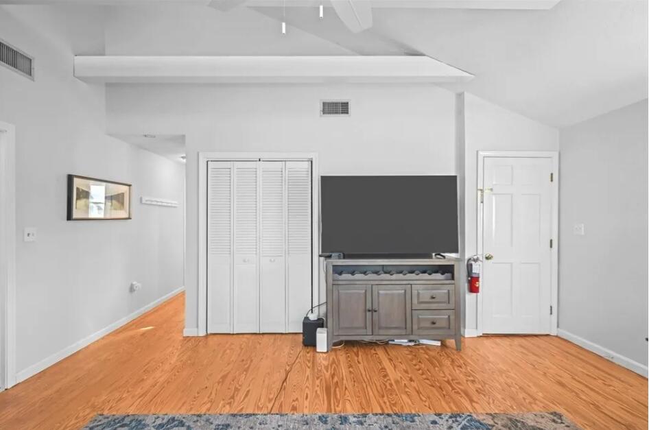 574 Main Street Hyannis MA 02601