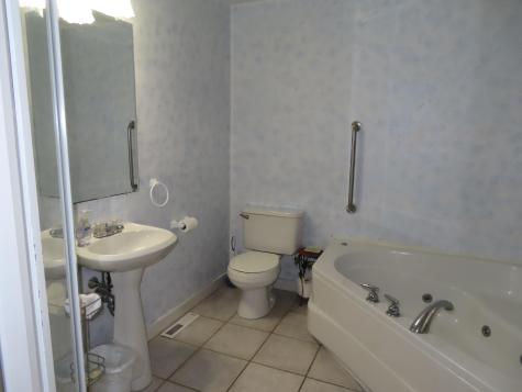 36 Ma-28 West Harwich MA 02671