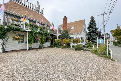 12 Winthrop Street MA 02657