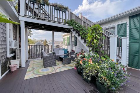 12 Winthrop Street MA 02657