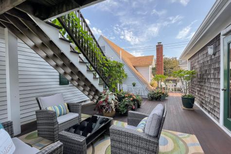 12 Winthrop Street MA 02657