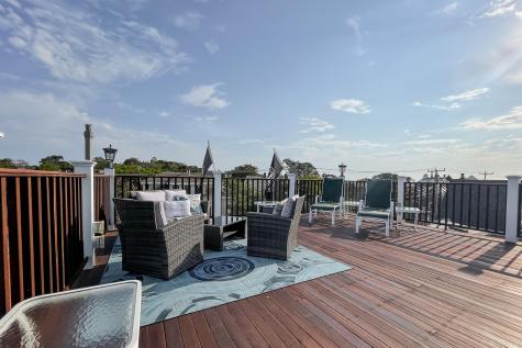 12 Winthrop Street MA 02657