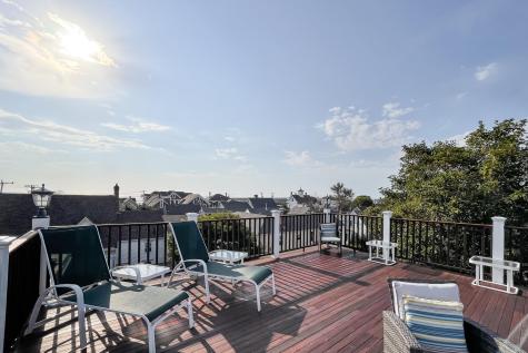 12 Winthrop Street MA 02657