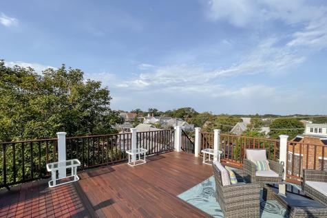 12 Winthrop Street MA 02657