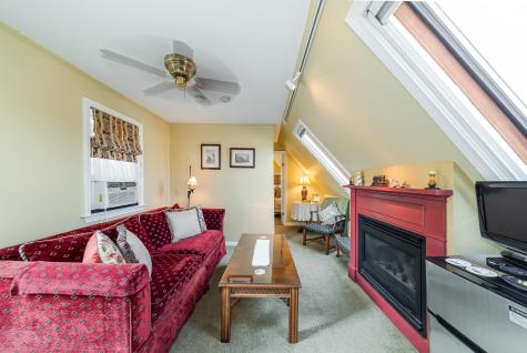 12 Winthrop Street MA 02657