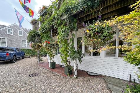 12 Winthrop Street MA 02657