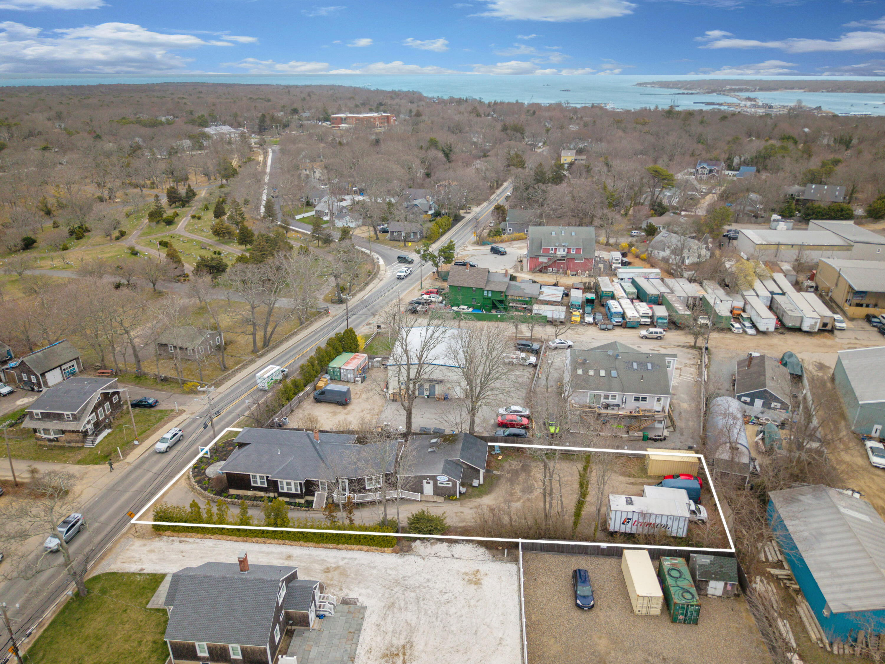 322 State Road Vineyard Haven MA 02568