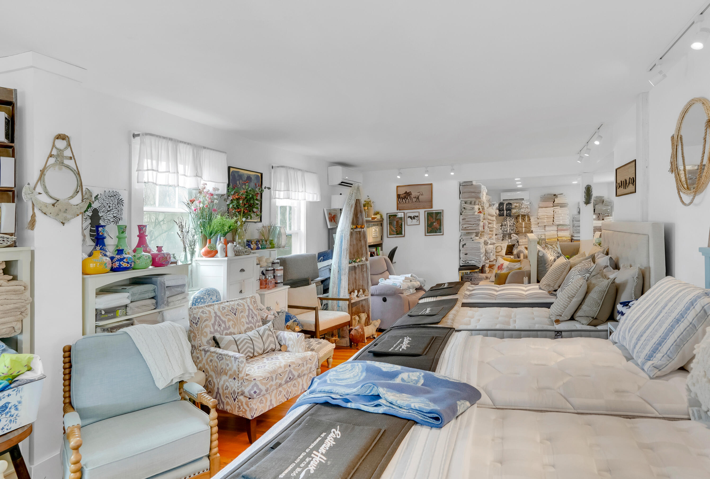 322 State Road Vineyard Haven MA 02568