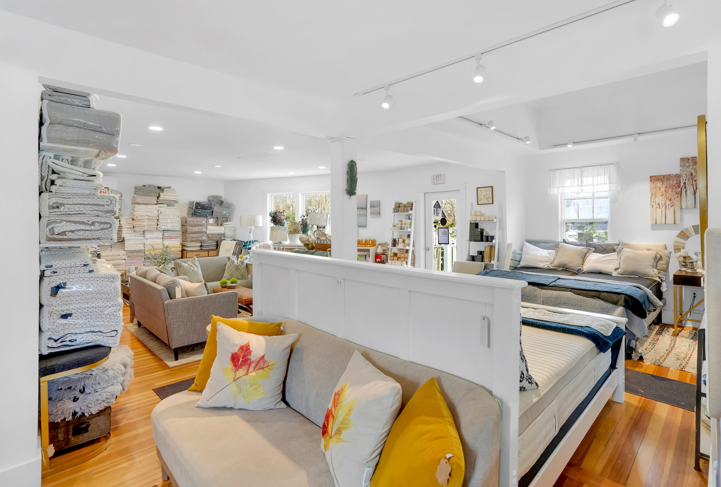 322 State Road Vineyard Haven MA 02568