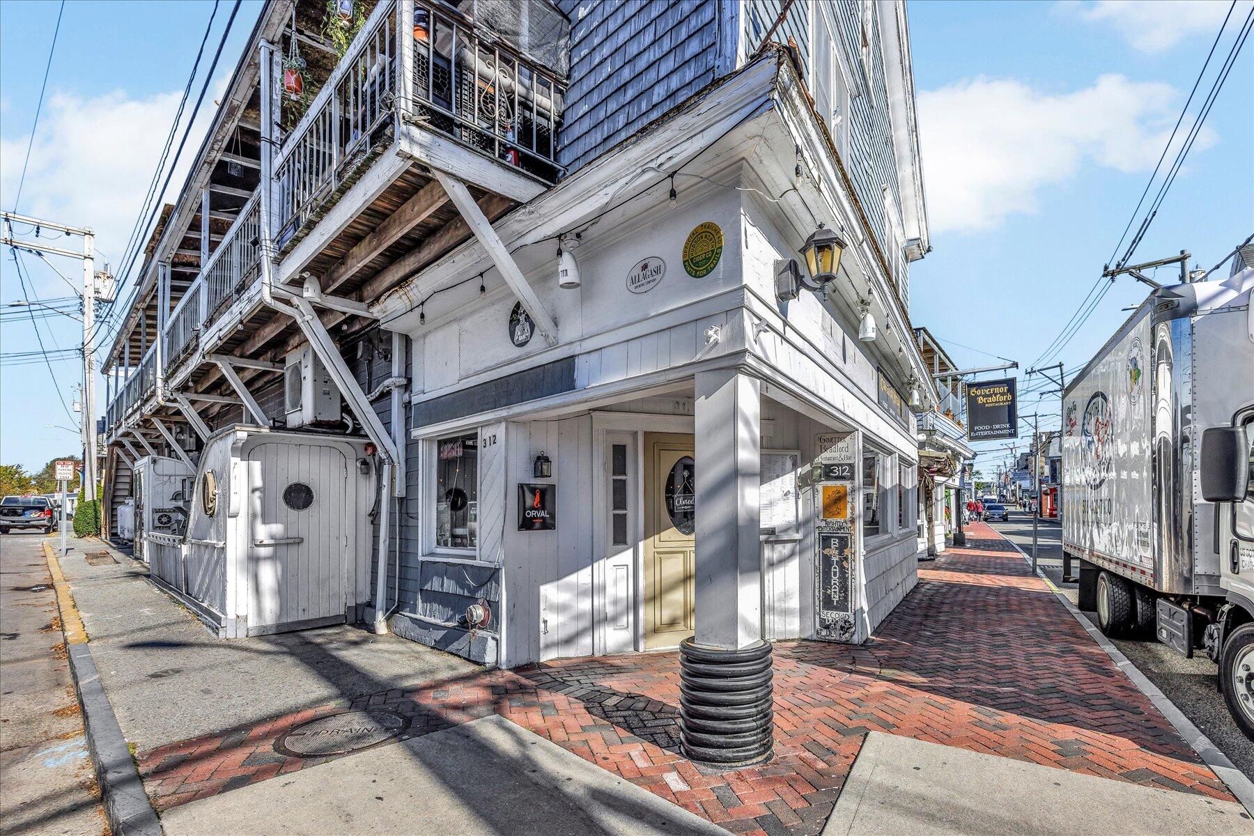 312 Commercial Street Provincetown MA 02657