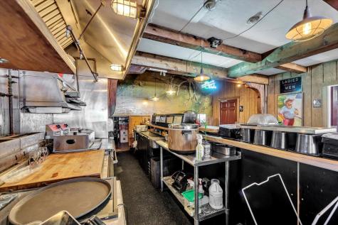 312 Commercial Street Provincetown MA 02657