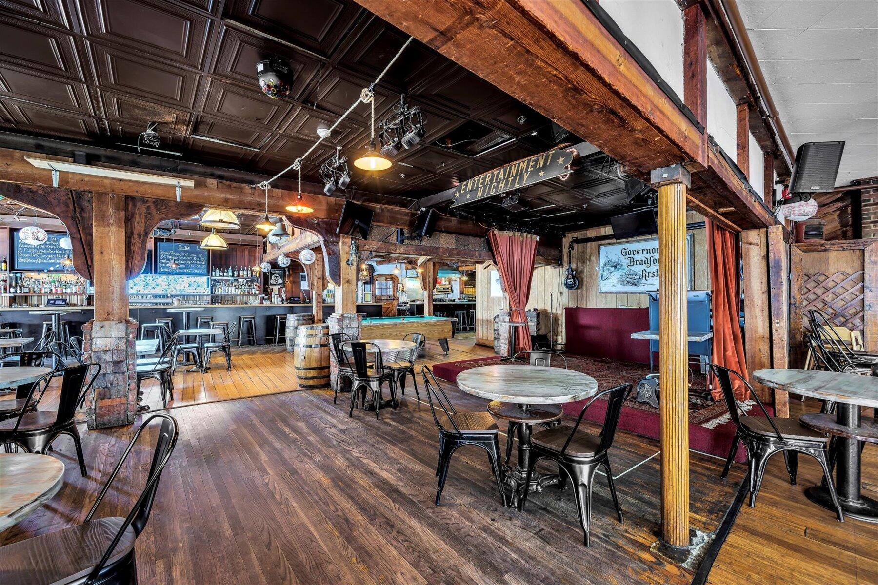 312 Commercial Street Provincetown MA 02657