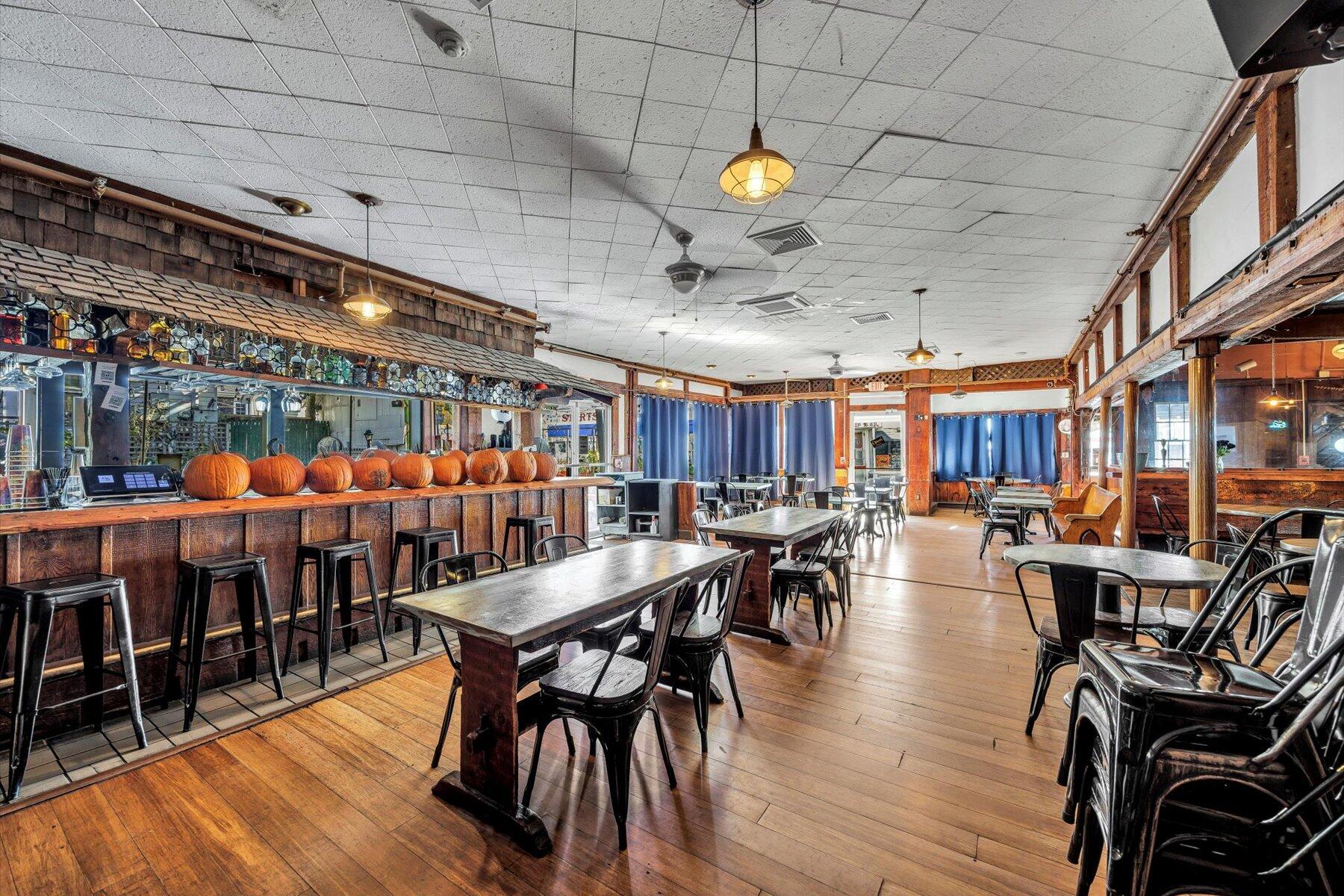 312 Commercial Street Provincetown MA 02657