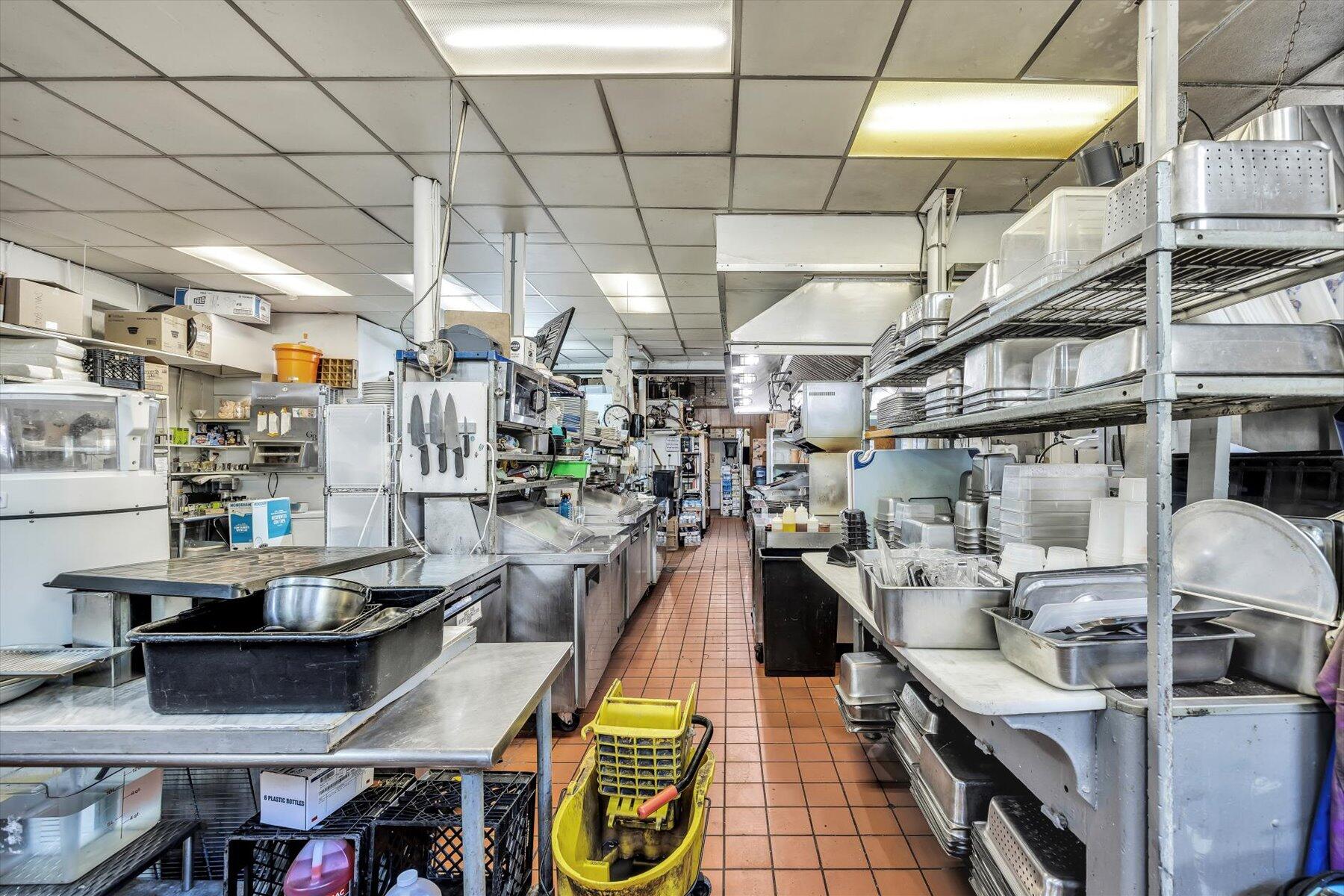 312 Commercial Street Provincetown MA 02657