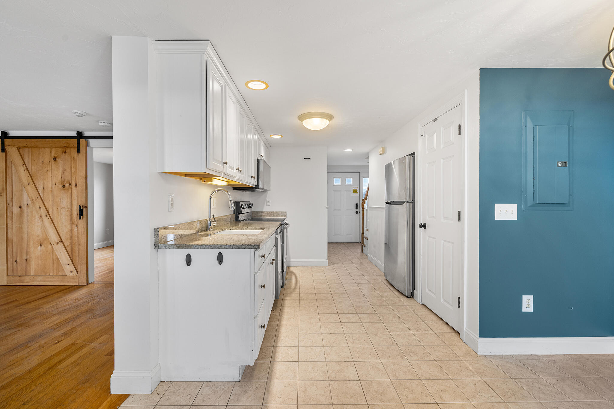 544 Shore Road MA 02666