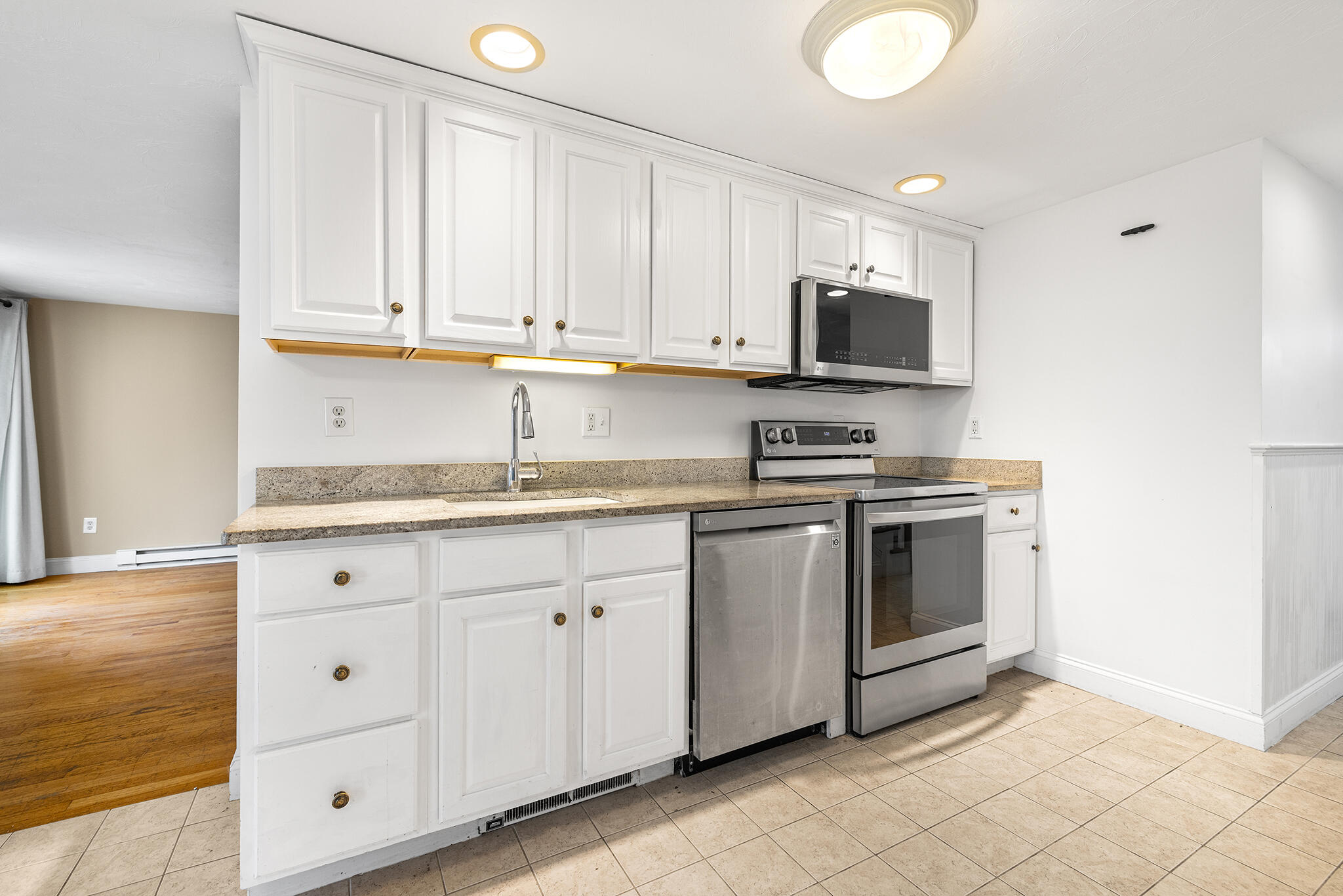 544 Shore Road MA 02666