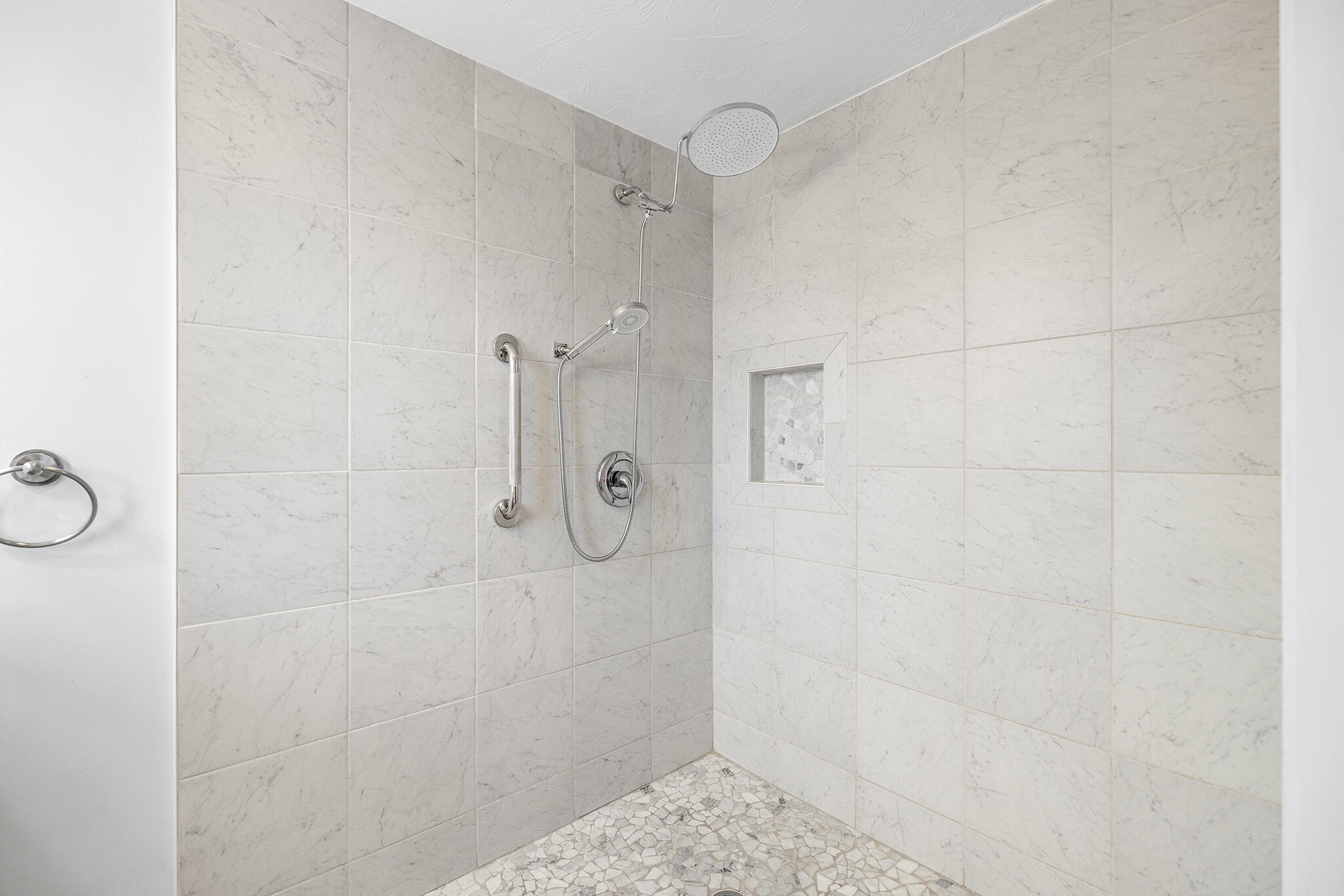 544 Shore Road MA 02666