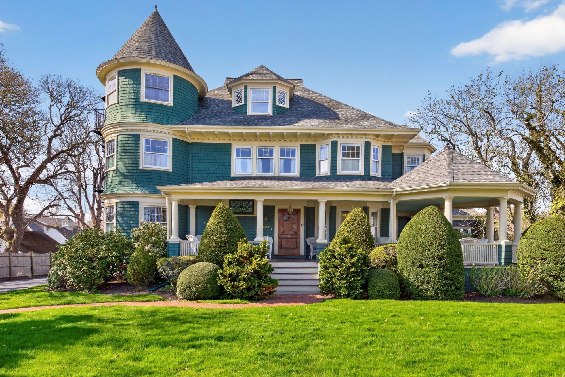 528 Main Street Harwich MA 02646