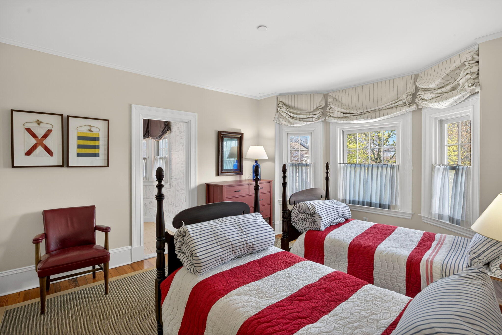 528 Main Street Harwich MA 02646