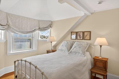 528 Main Street Harwich MA 02646