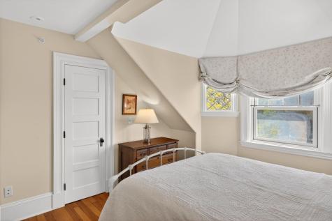 528 Main Street Harwich MA 02646