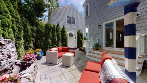 16 Harry Kemp Way Provincetown MA 02657